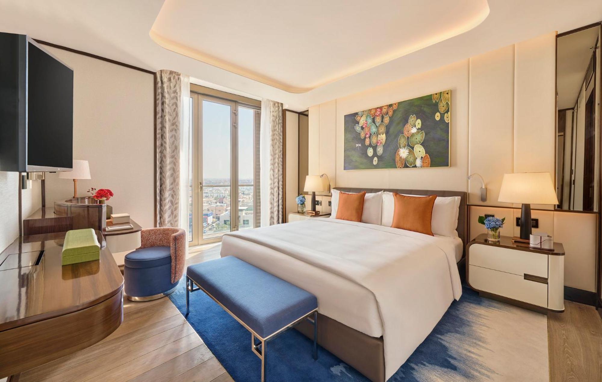 Mandarin Oriental Al Faisaliah, Riyadh Eksteriør billede A bedroom at the hotel