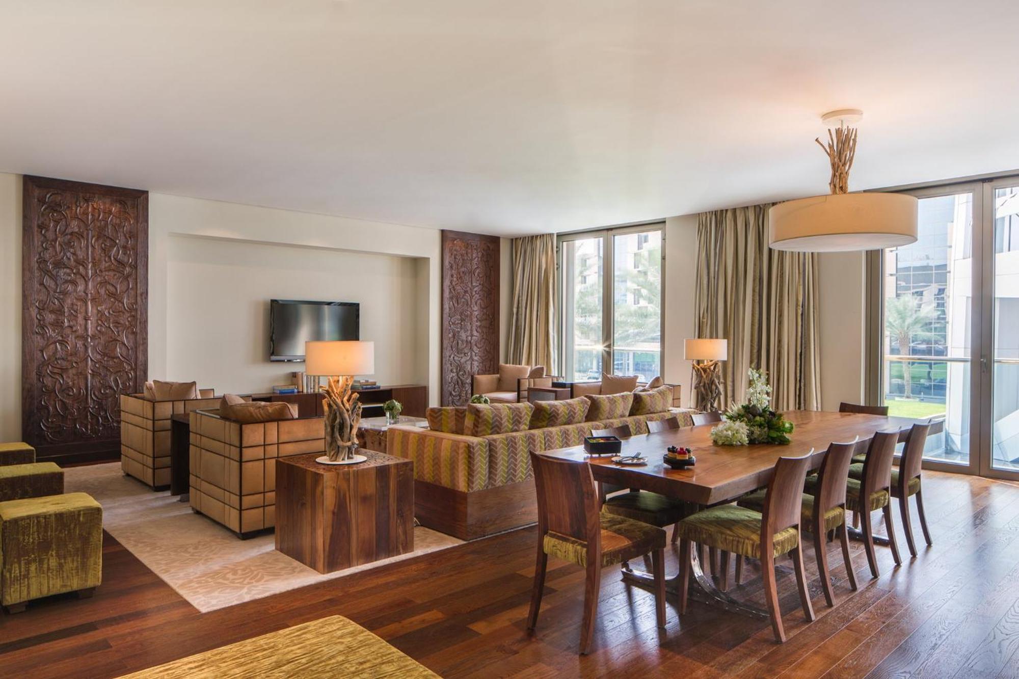 Mandarin Oriental Al Faisaliah, Riyadh Eksteriør billede A suite at the hotel